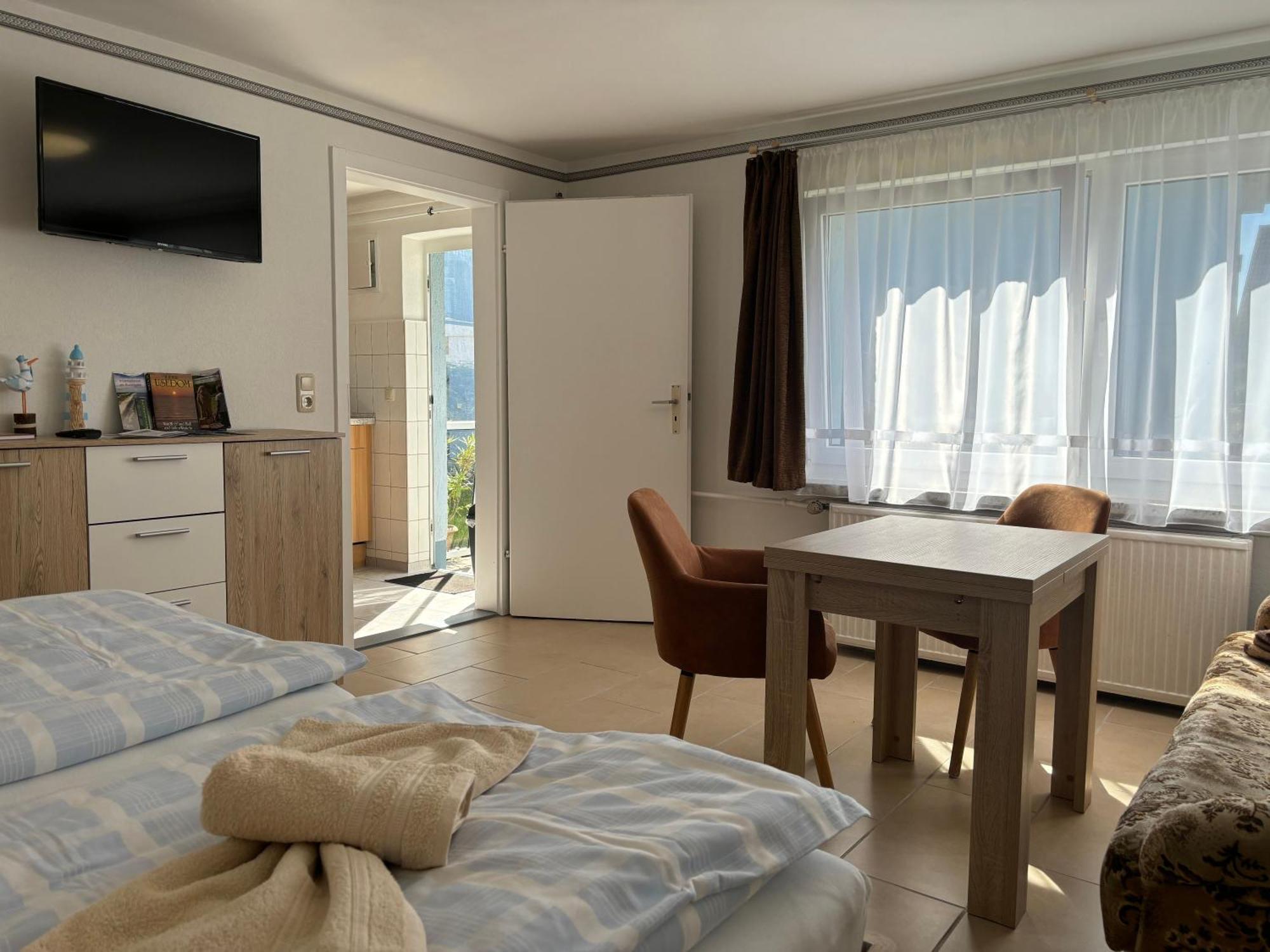 2 Ferienzimmer Inkl Fr & 1 Bungalow, Wlan, Garten, Grill Ostseebad Ostseebad Zinnowitz Exterior foto